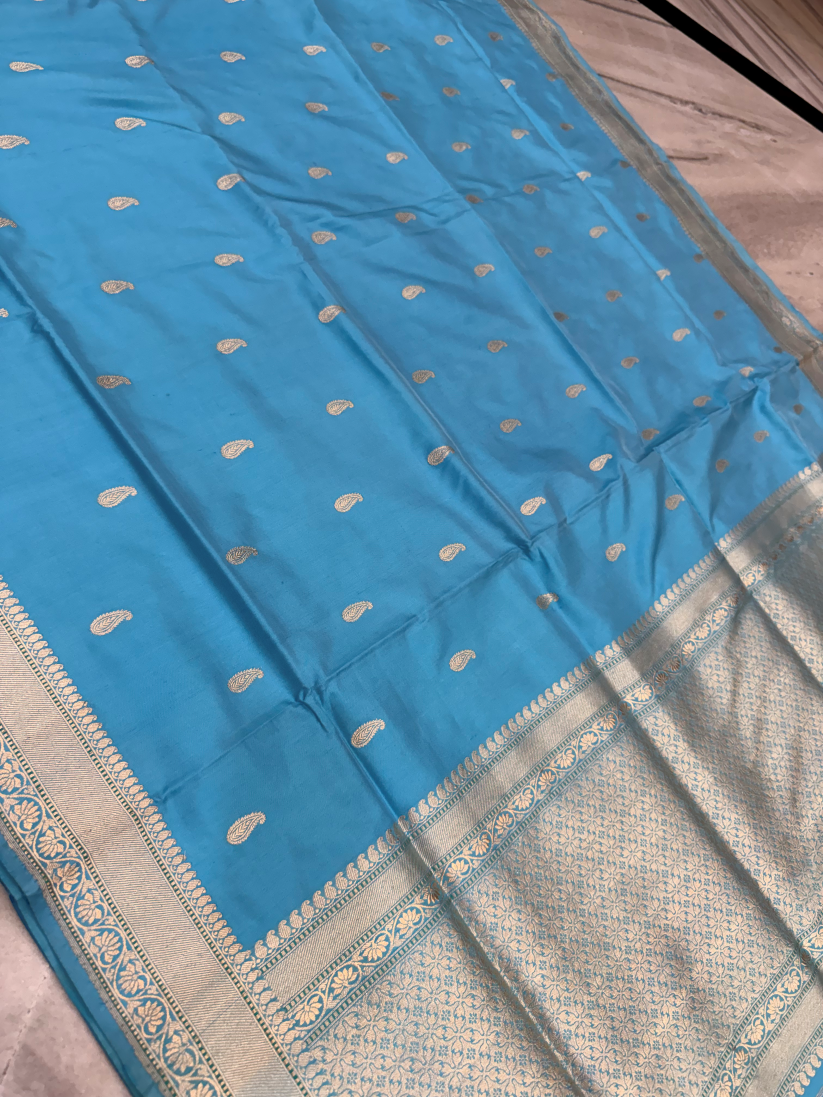 Luxurious pure handmade khaduwa katan lock weaving  traditional border Banarasi silk saree