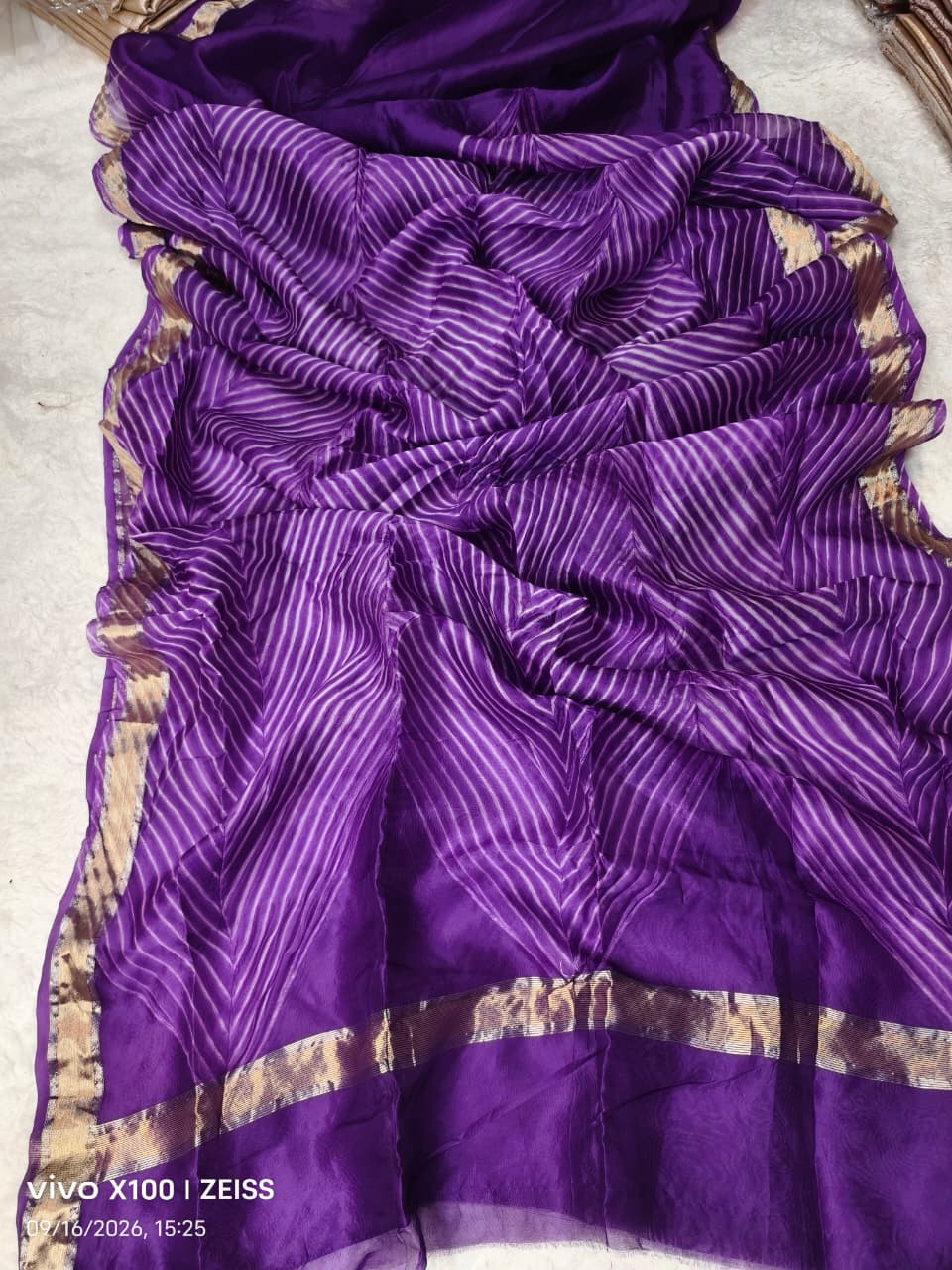 exclusive pure organza Arshi  crush dye Banarasi saree